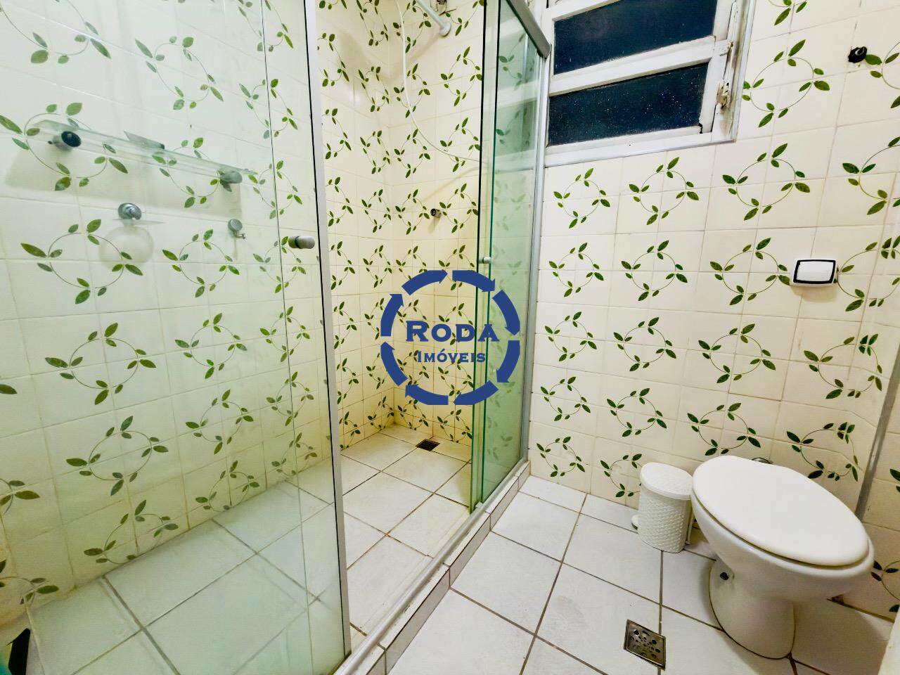 Apartamento à venda no Boqueirão: banheiro social