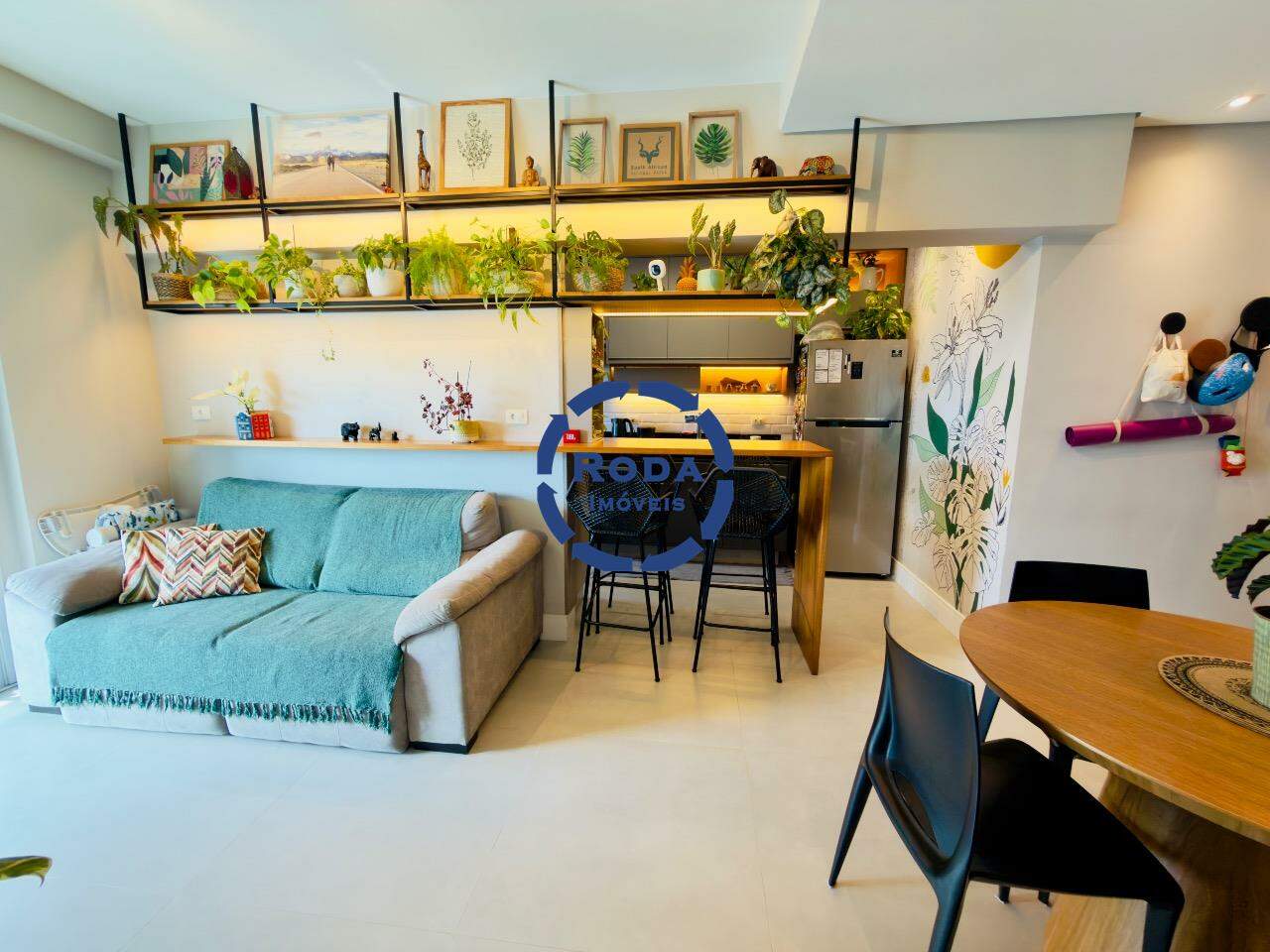 Apartamento à venda no Gonzaga: sala 2 ambientes