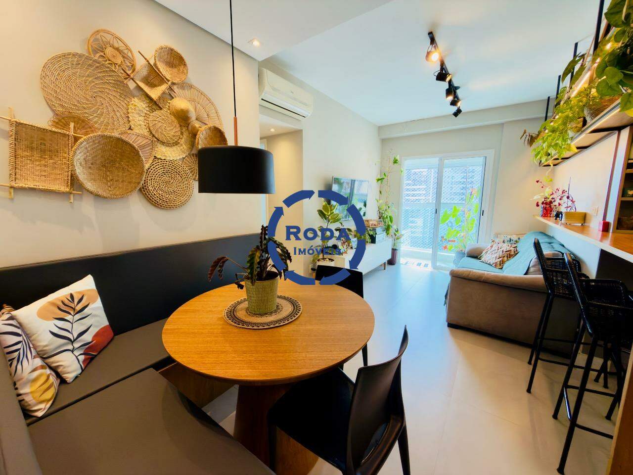 Apartamento à venda no Gonzaga: sala 2 ambientes