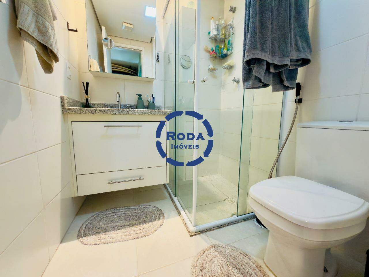 Apartamento à venda no Gonzaga: banheiro suite