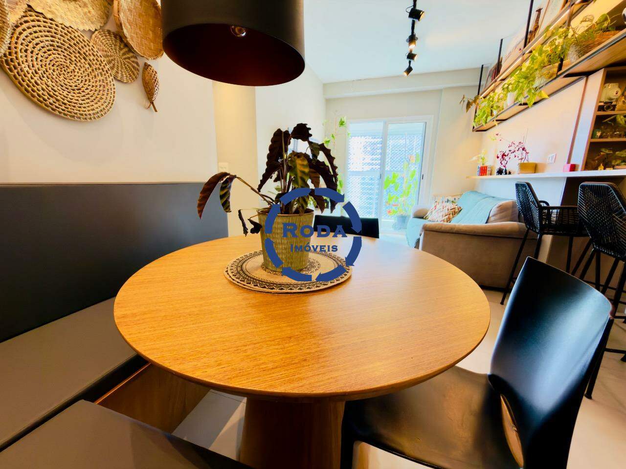 Apartamento à venda no Gonzaga: sala 2 ambientes