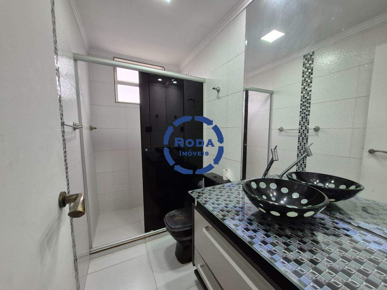 Apartamento para aluguel no Embaré: 