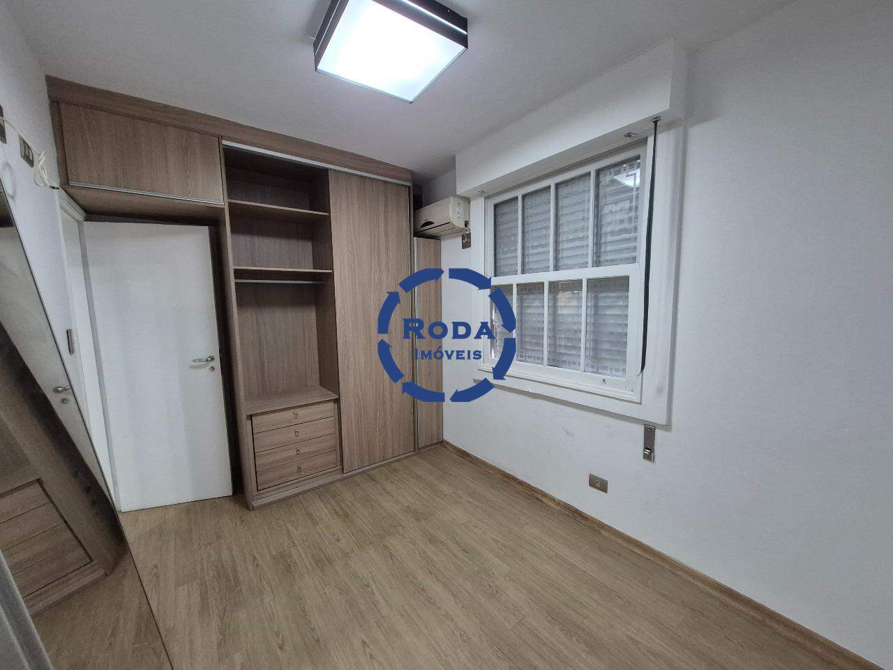 Apartamento para aluguel no Embaré: 