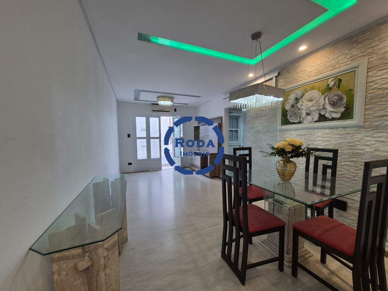 Apartamento para aluguel no Embaré: 