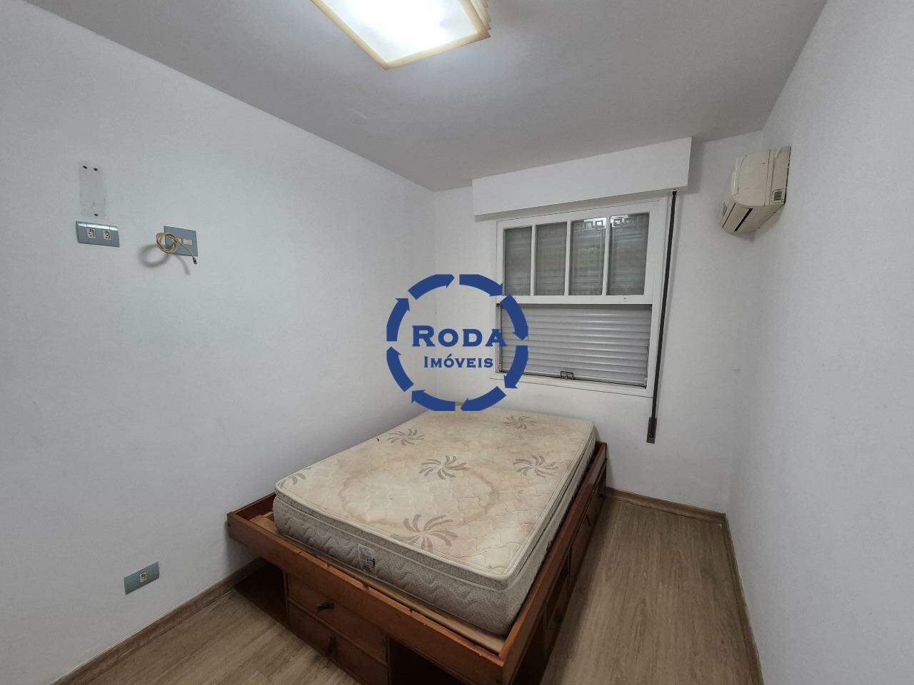 Apartamento para aluguel no Embaré: 