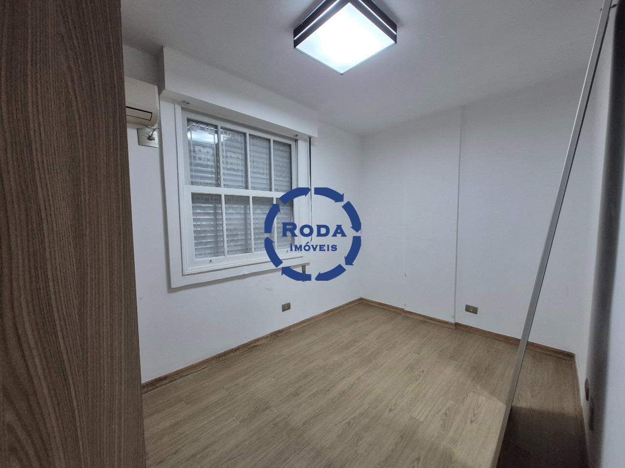 Apartamento para aluguel no Embaré: 