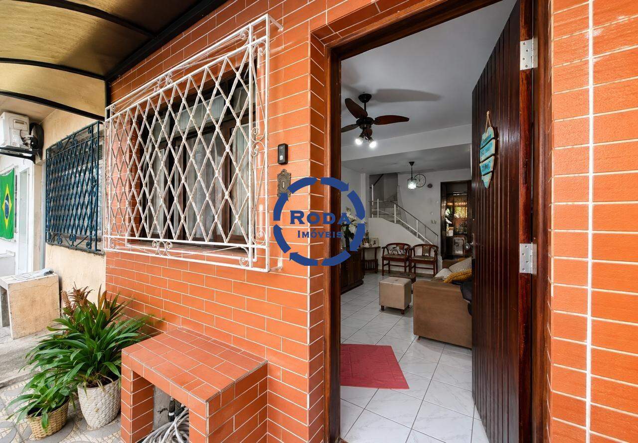 Casa à venda no Ponta da Praia: 