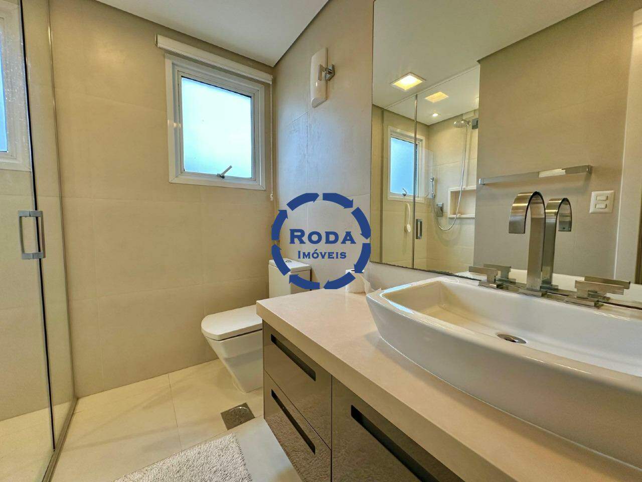 Apartamento à venda no Embaré: