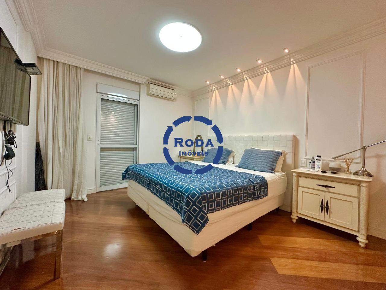 Apartamento à venda no Embaré: