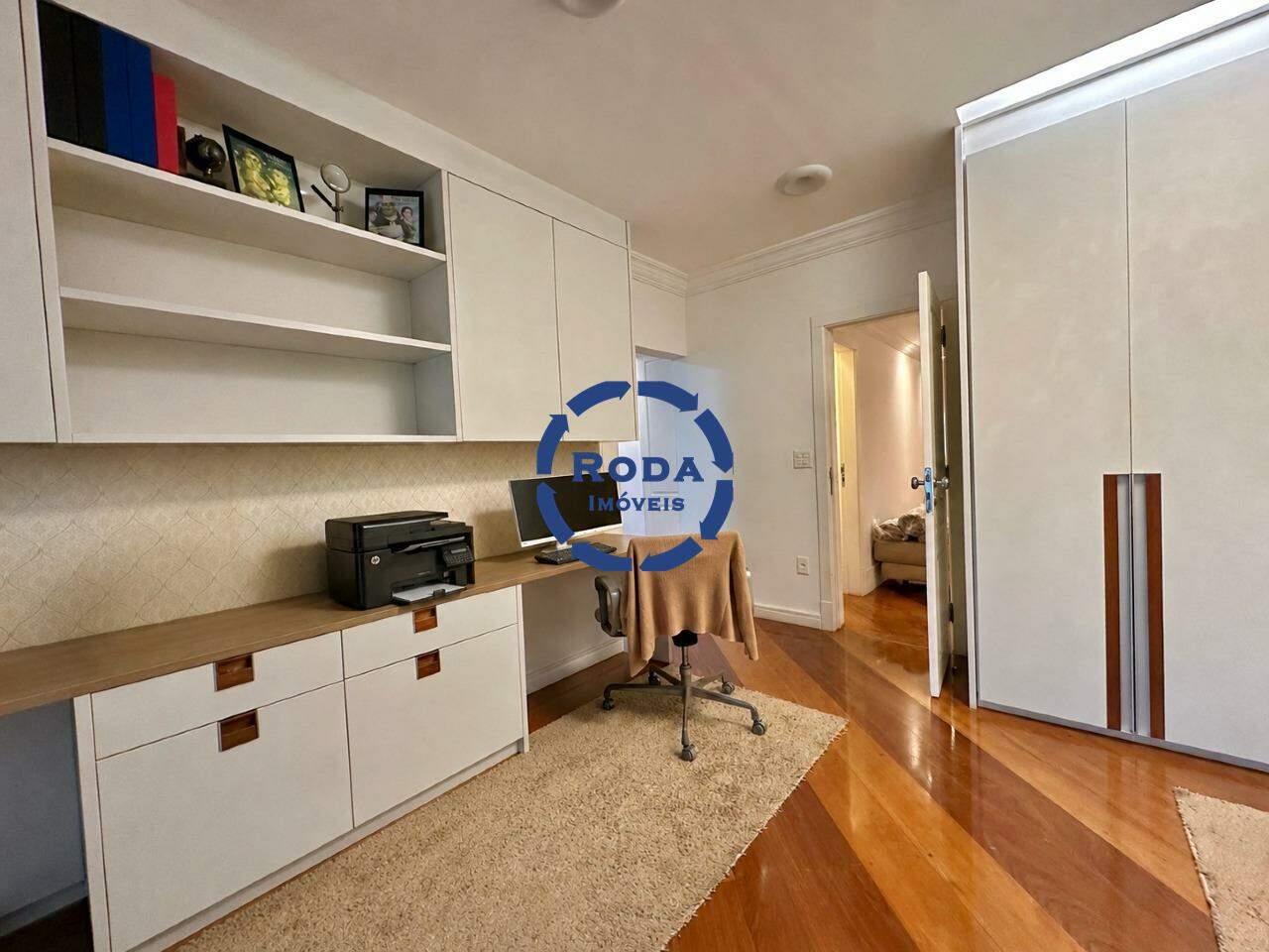 Apartamento à venda no Embaré: