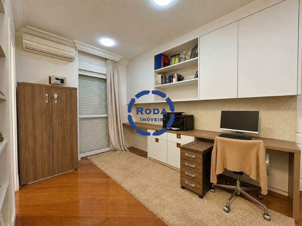 Apartamento à venda no Embaré: