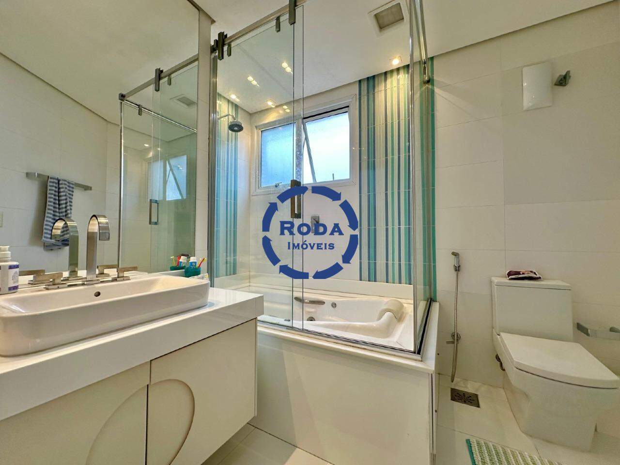 Apartamento à venda no Embaré: