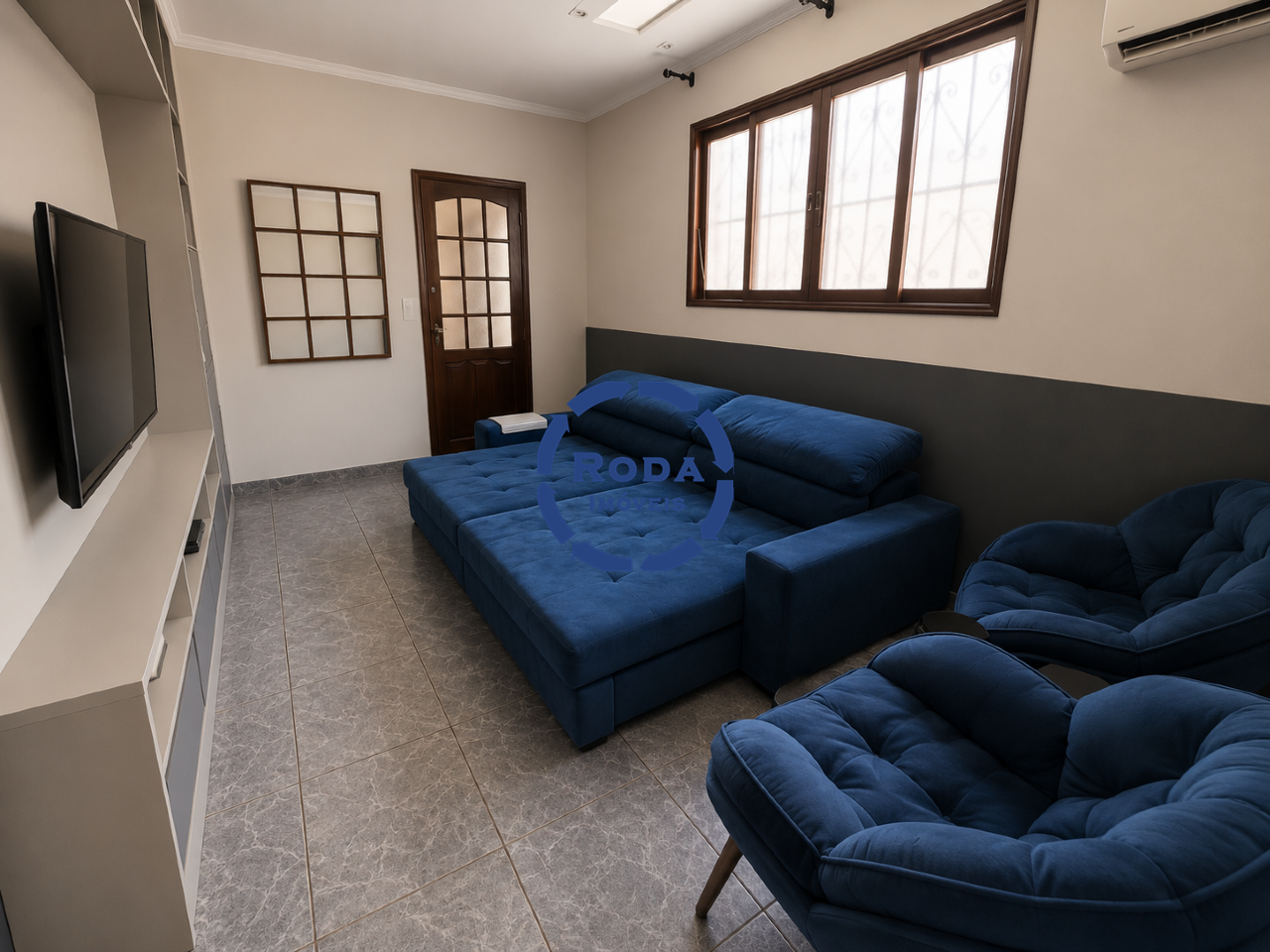 Sobrado à venda no Embaré: