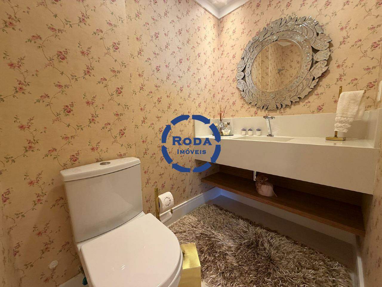Apartamento à venda no Embaré: Lavabo