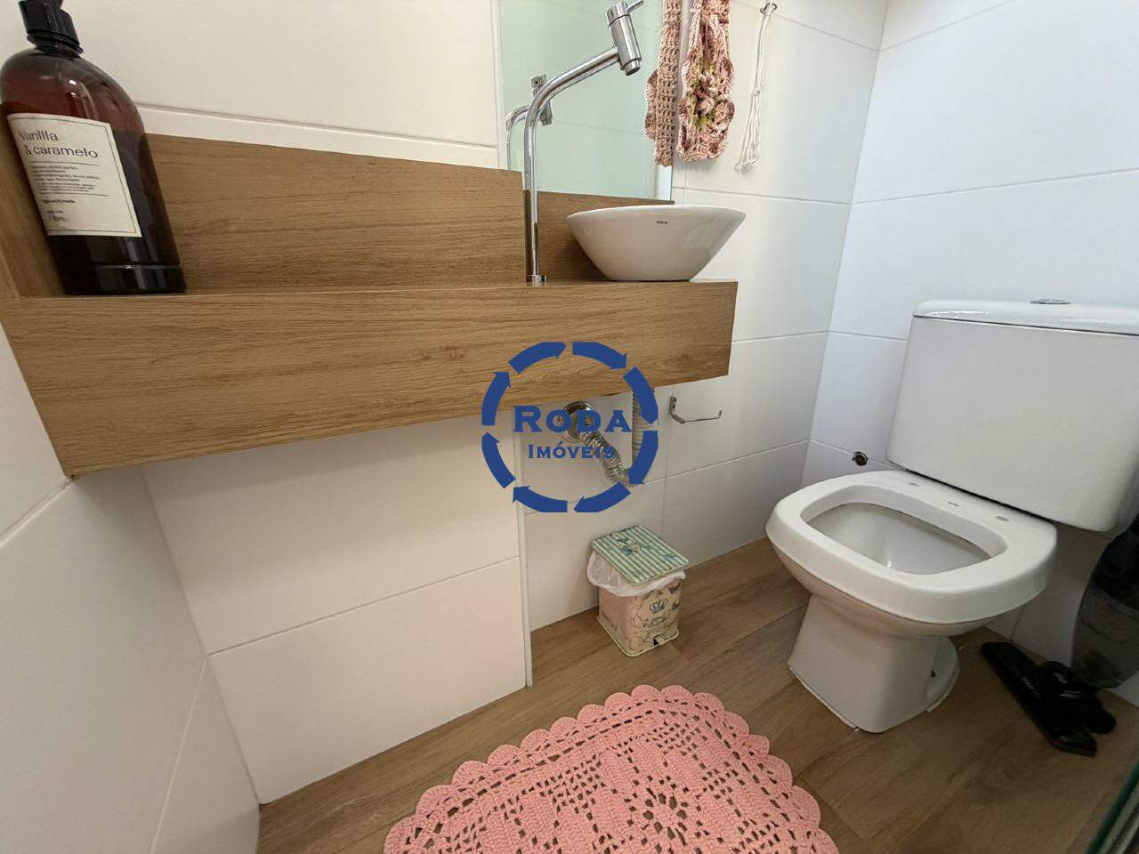 Apartamento à venda no Embaré:
