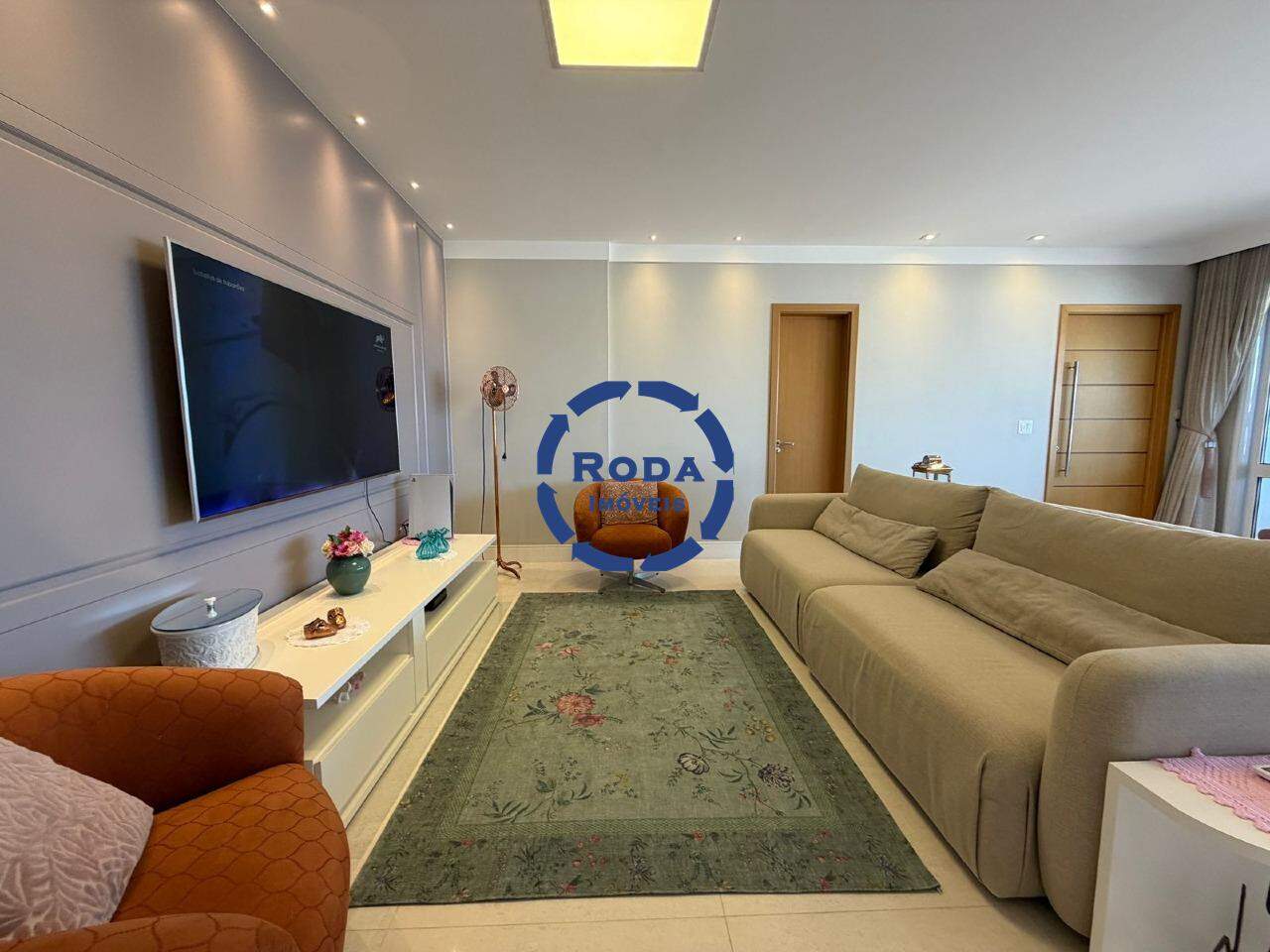 Apartamento à venda no Embaré: