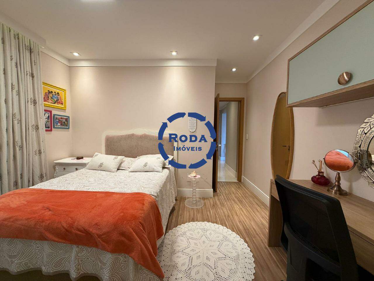 Apartamento à venda no Embaré: