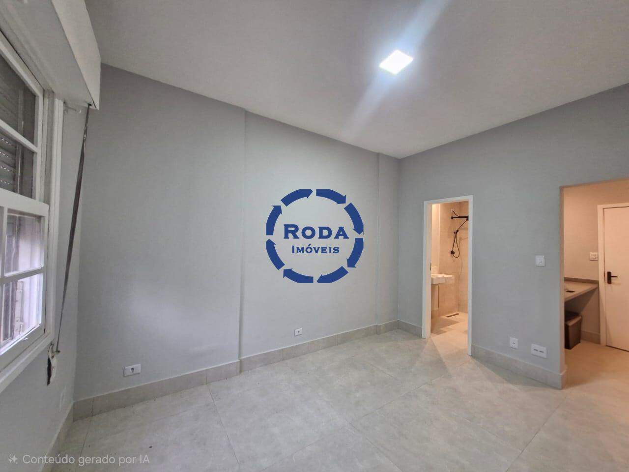 Studio à venda no Ponta da Praia: 