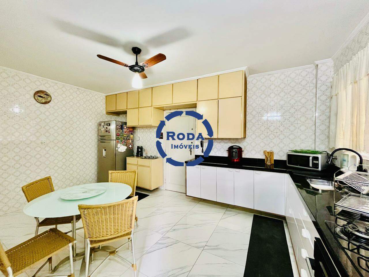 Apartamento à venda no Embaré: