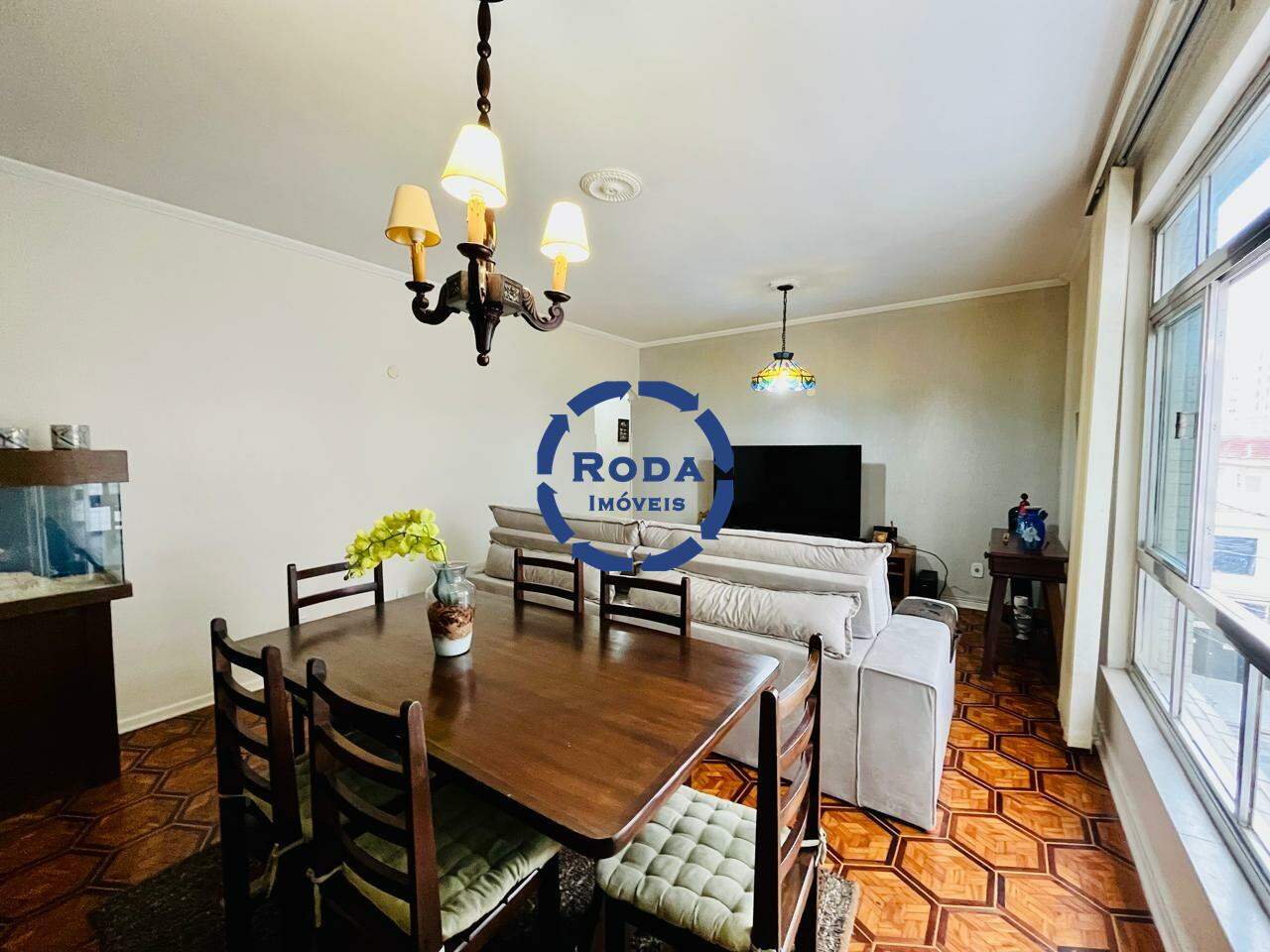 Apartamento à venda no Embaré:
