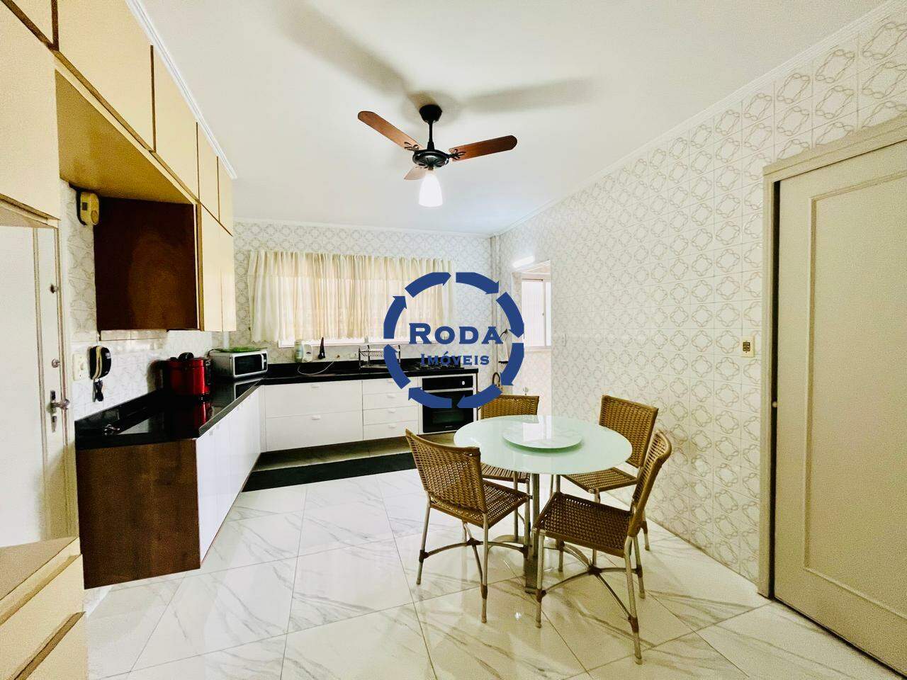 Apartamento à venda no Embaré: