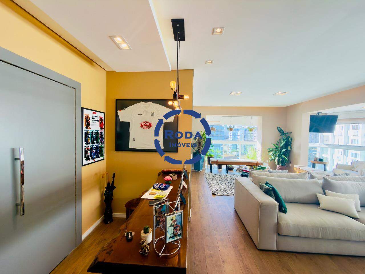 Apartamento à venda no Ponta da Praia: 