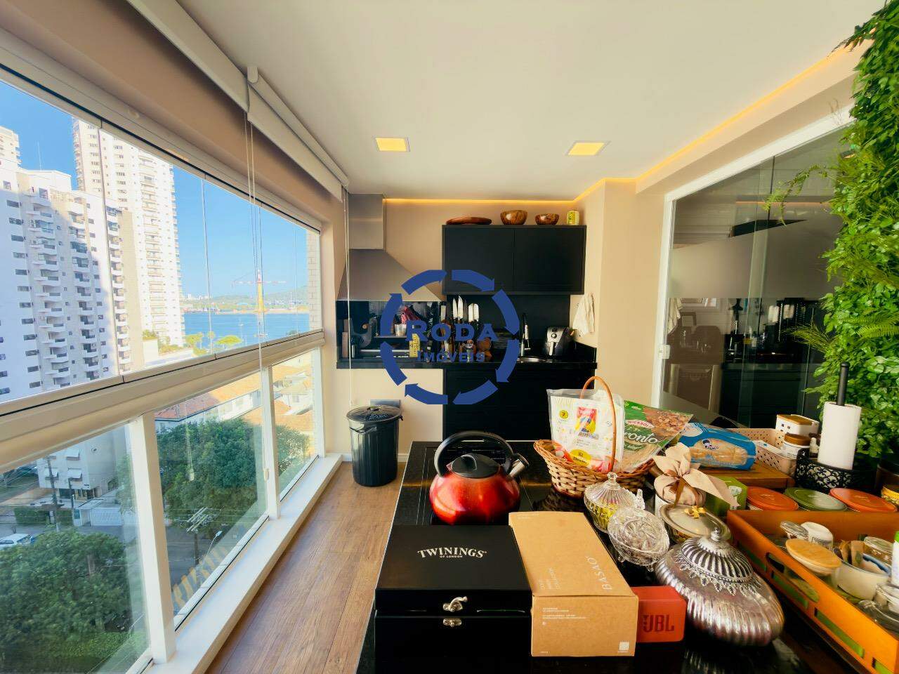 Apartamento à venda no Ponta da Praia: 