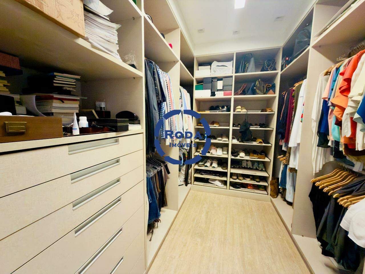 Apartamento à venda no Ponta da Praia: 