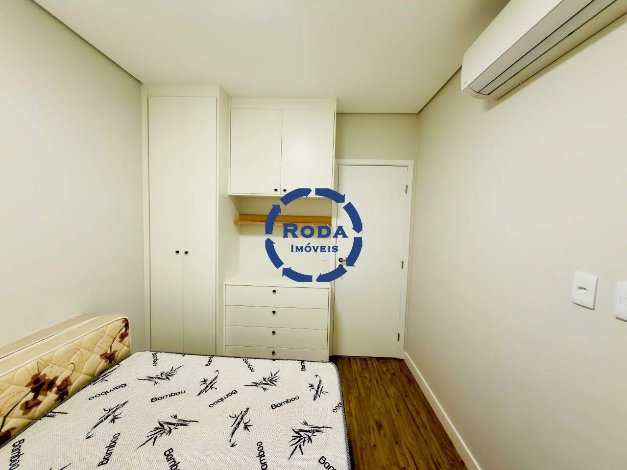 Apartamento à venda no Embaré: