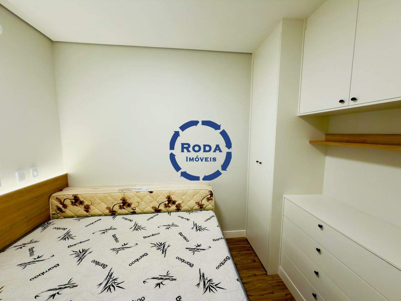 Apartamento à venda no Embaré: