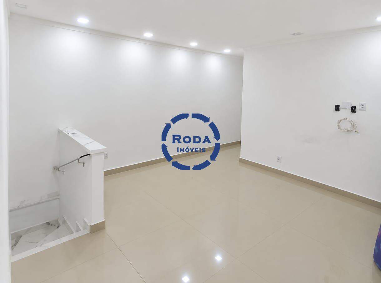 Casa Sobreposta Alta à venda no Vila Mathias: 