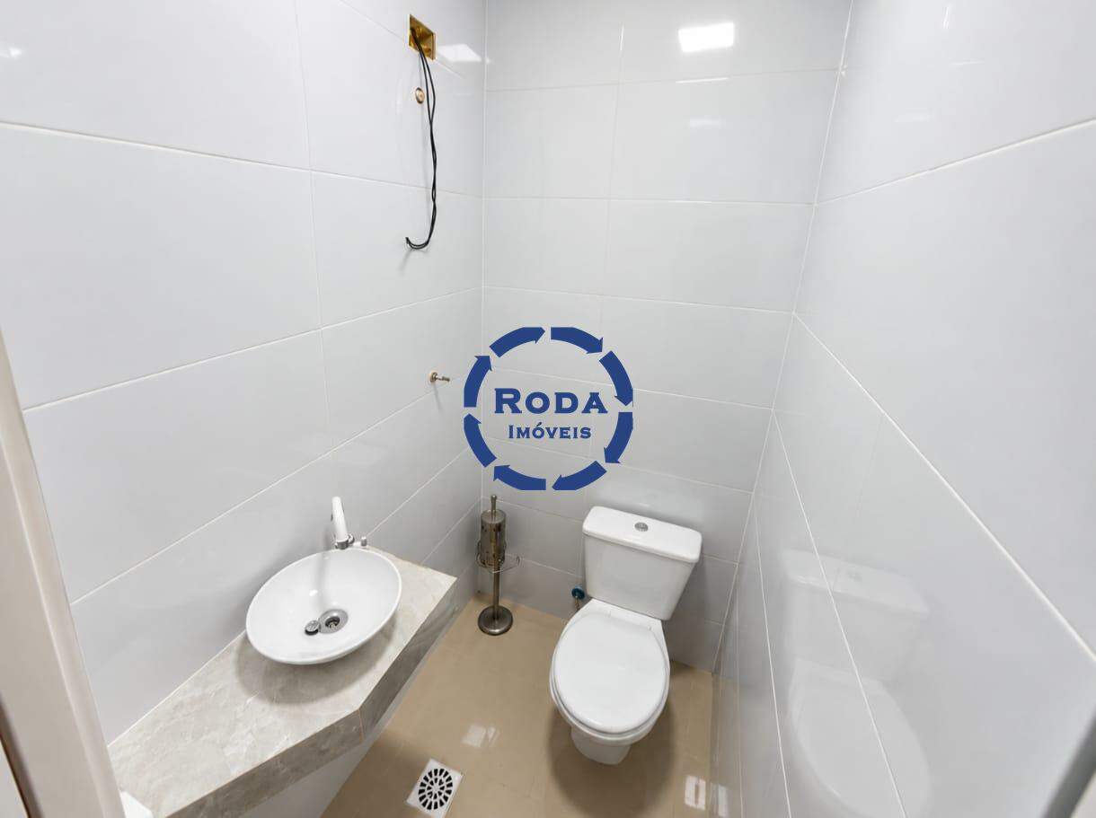 Casa Sobreposta Alta à venda no Vila Mathias: 