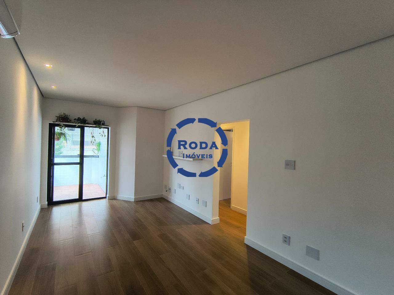 Apartamento para aluguel no Embaré: 