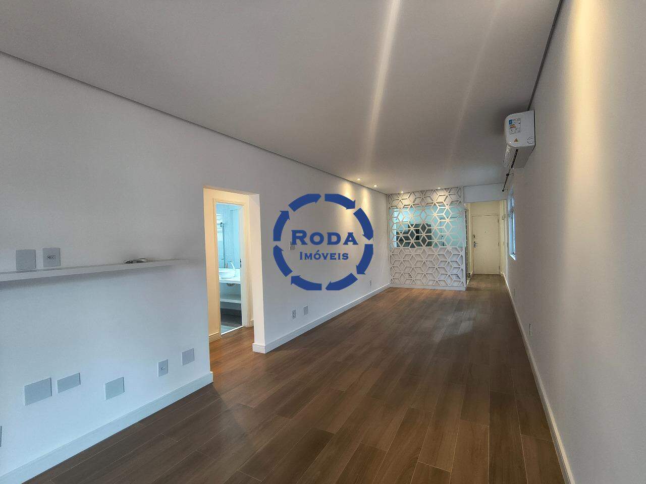 Apartamento para aluguel no Embaré: 