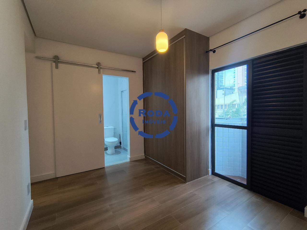 Apartamento para aluguel no Embaré: 