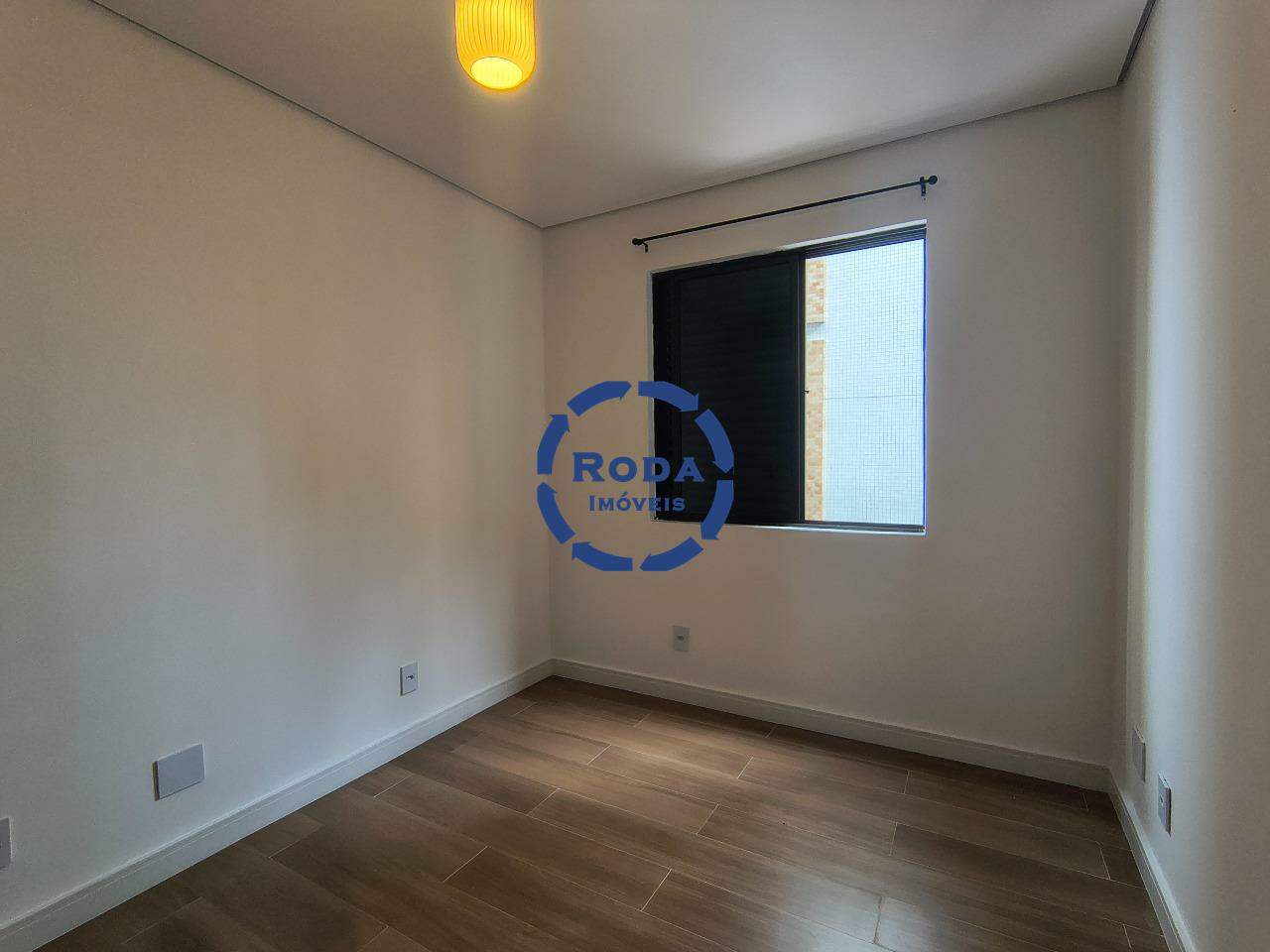 Apartamento para aluguel no Embaré: 