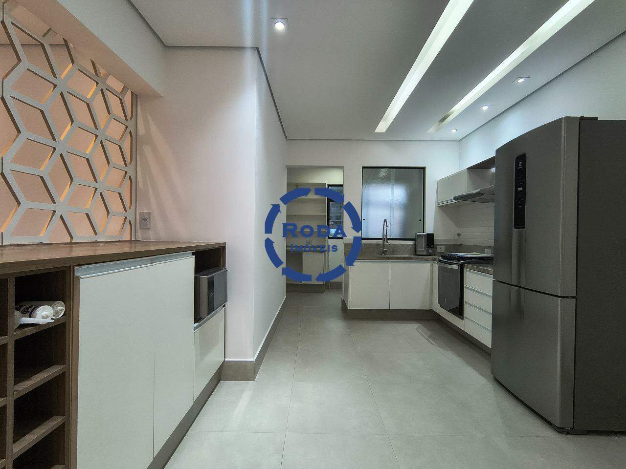 Apartamento para aluguel no Embaré: 