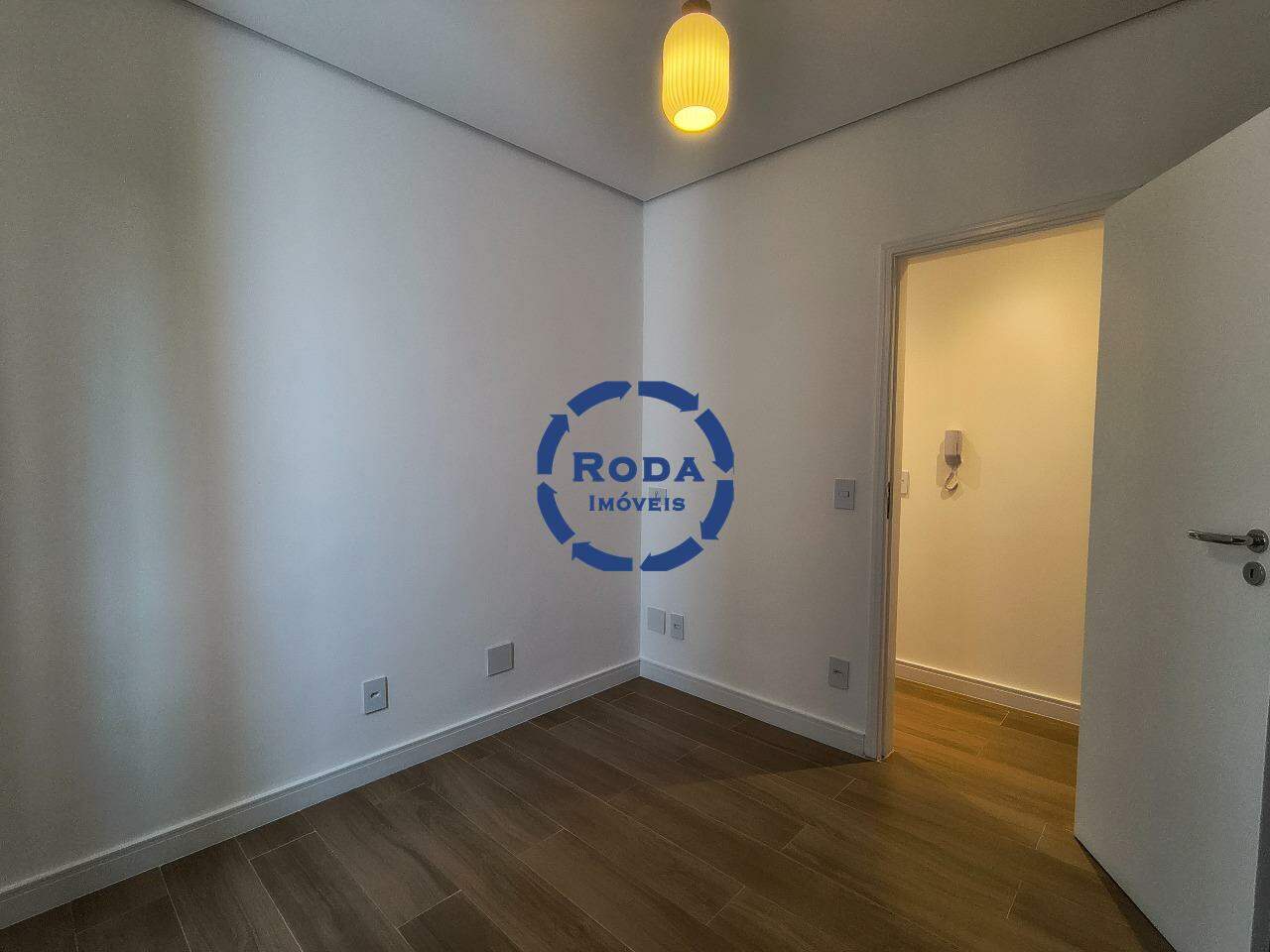 Apartamento para aluguel no Embaré: 
