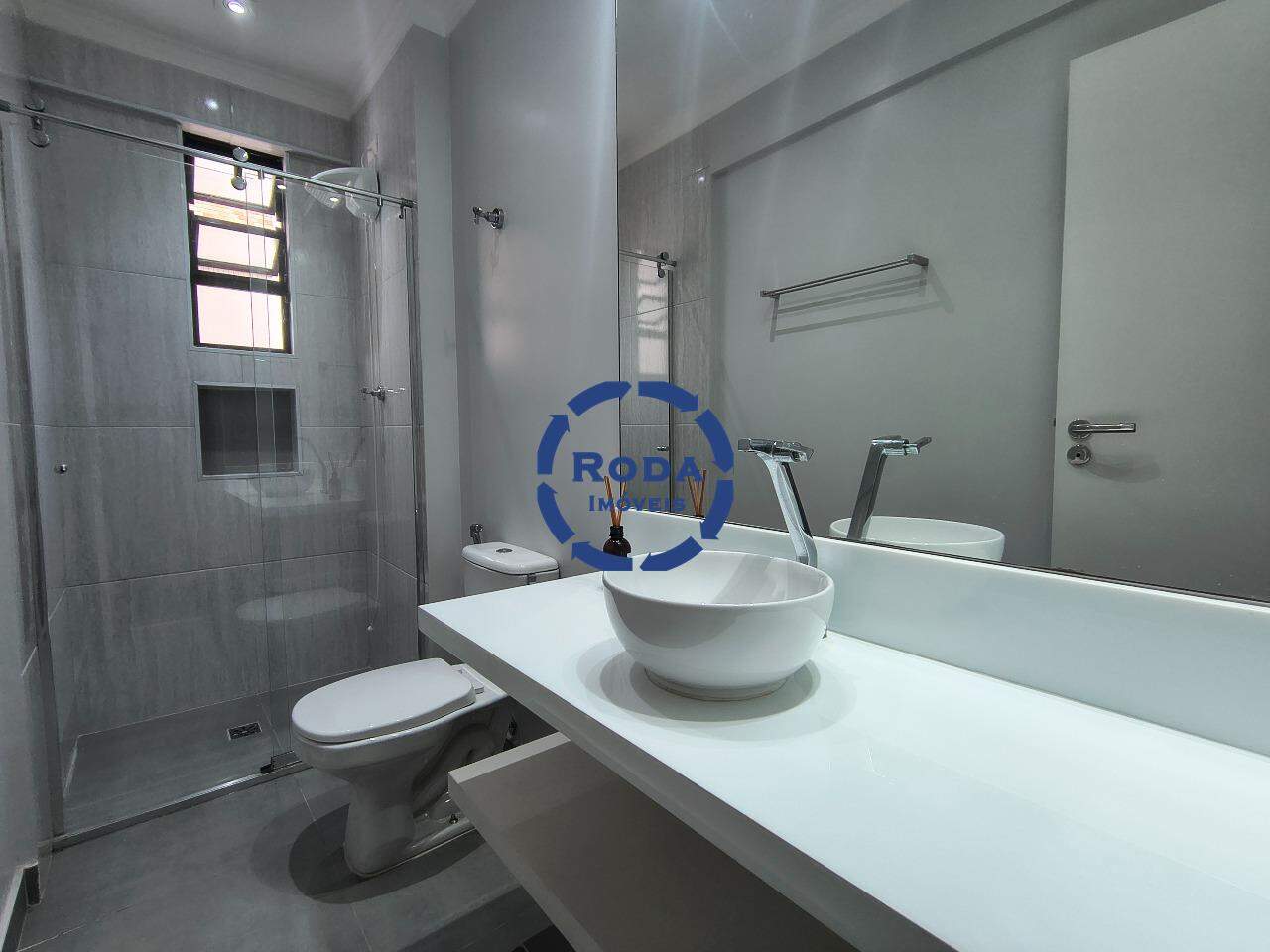 Apartamento para aluguel no Embaré: 