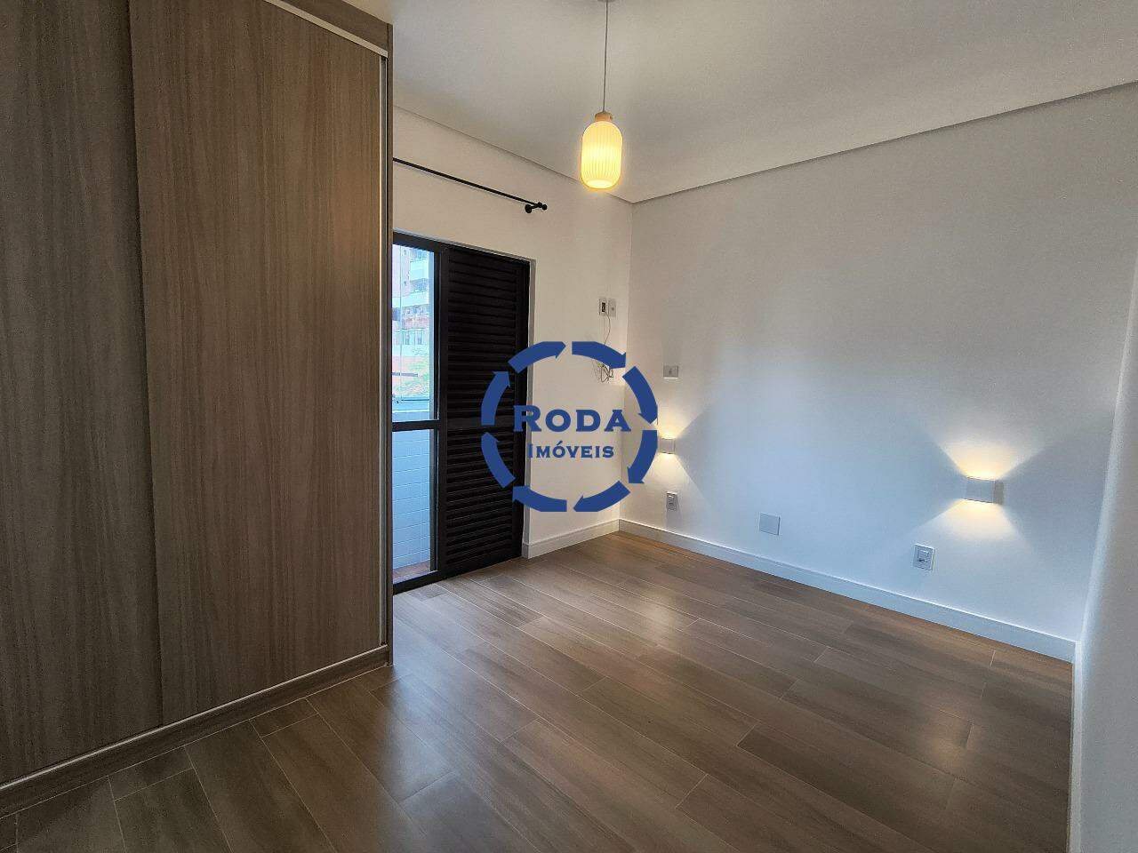 Apartamento para aluguel no Embaré: 