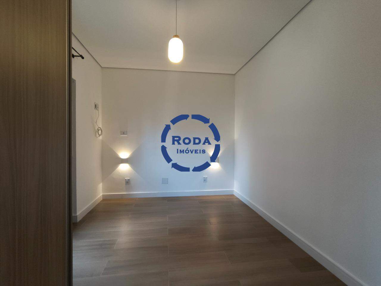 Apartamento para aluguel no Embaré: 