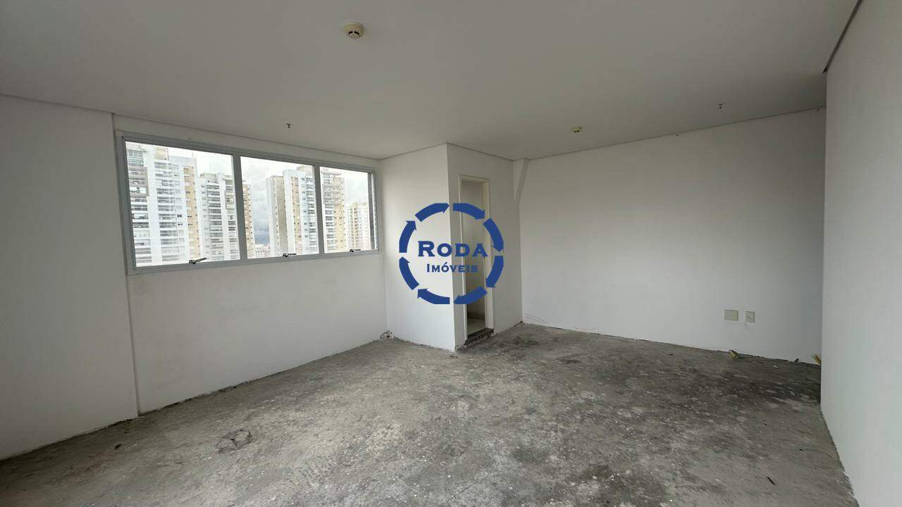 Sala à venda no Ponta da Praia: