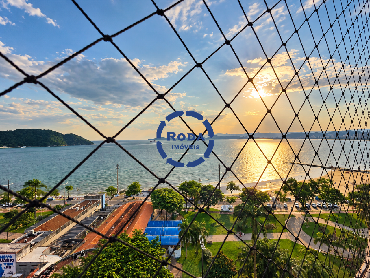 Apartamento à venda no Ponta da Praia: 