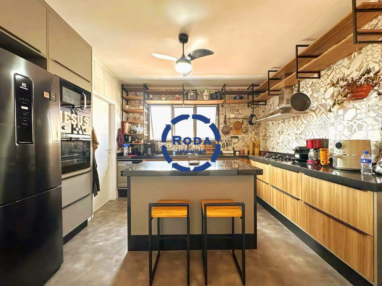 Apartamento à venda no Embaré: 