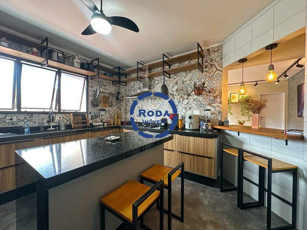 Apartamento à venda no Embaré: 