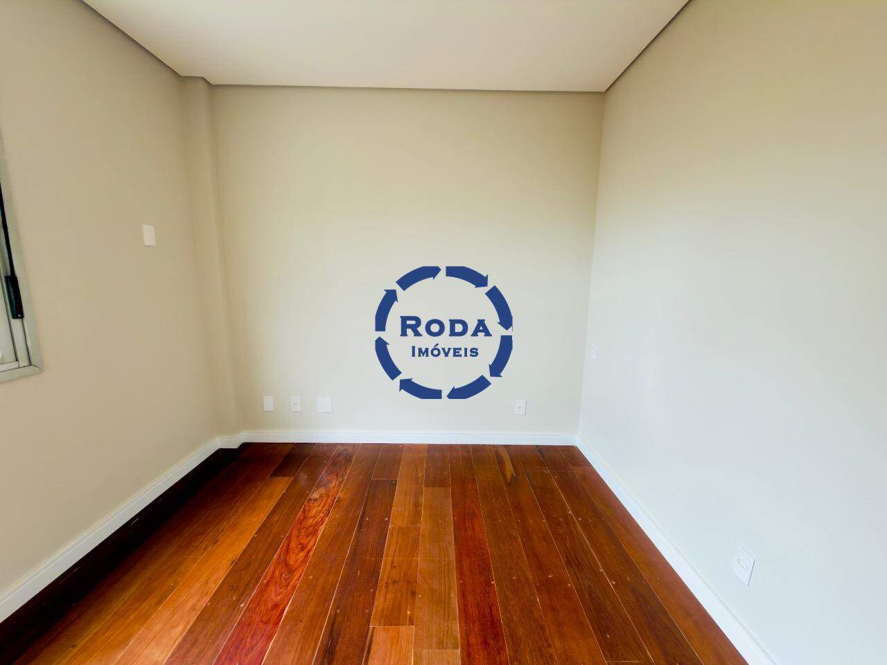 Apartamento à venda no Embaré: 