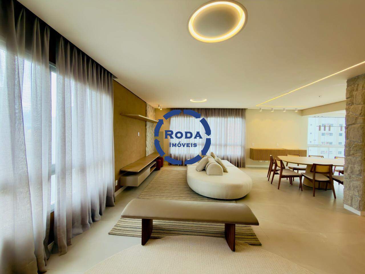 Apartamento à venda no Embaré: 