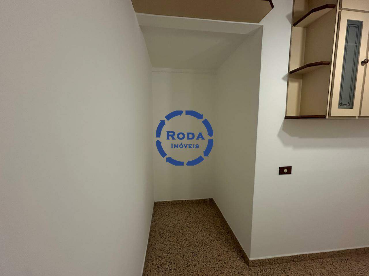 Apartamento para aluguel no Embaré: