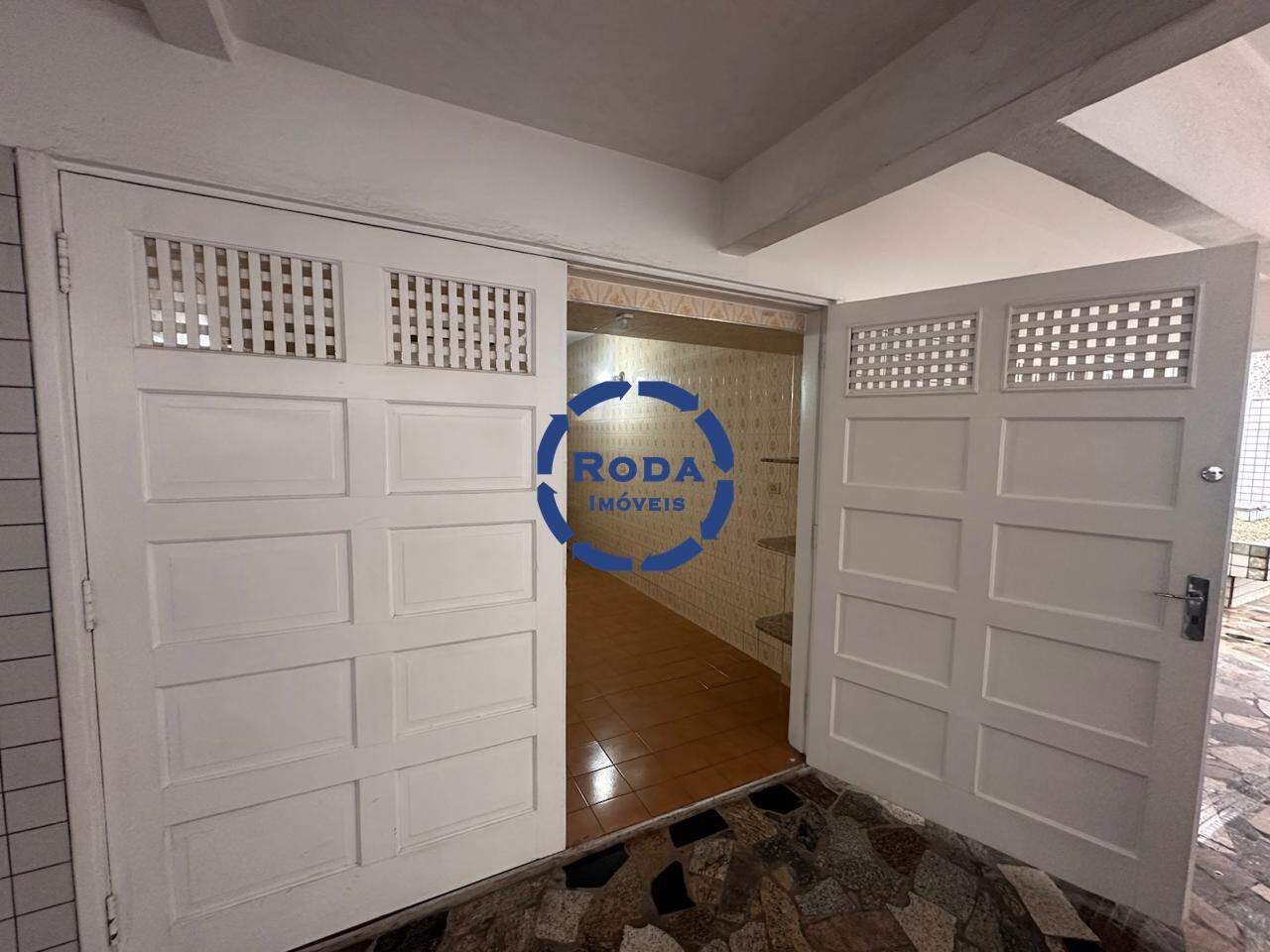 Apartamento para aluguel no Embaré: