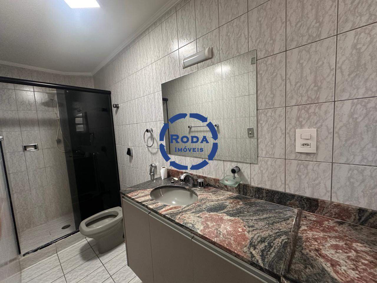 Apartamento para aluguel no Embaré: